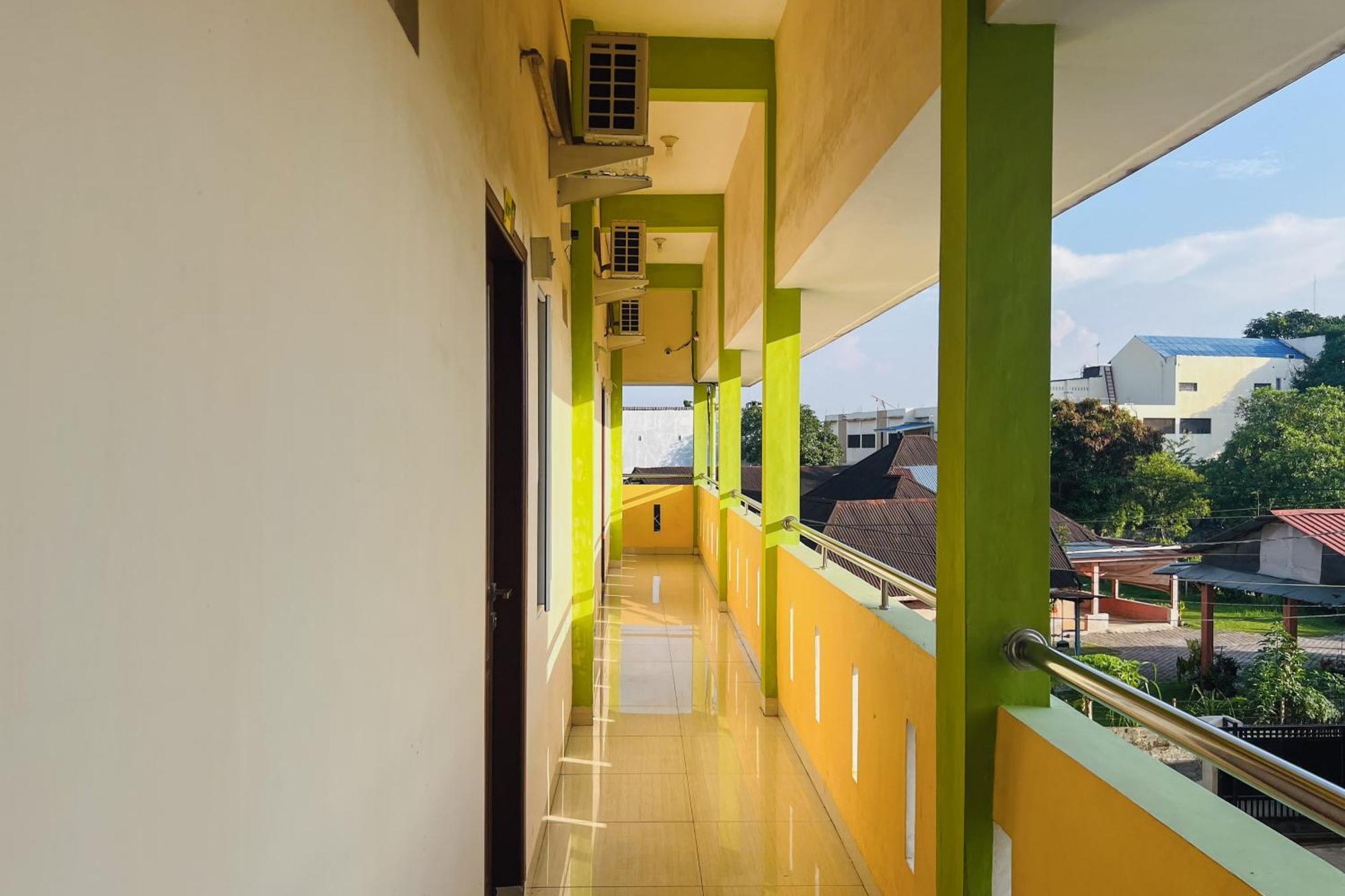 Teratai Residence Mitra Reddoorz Medan Eksteriør bilde