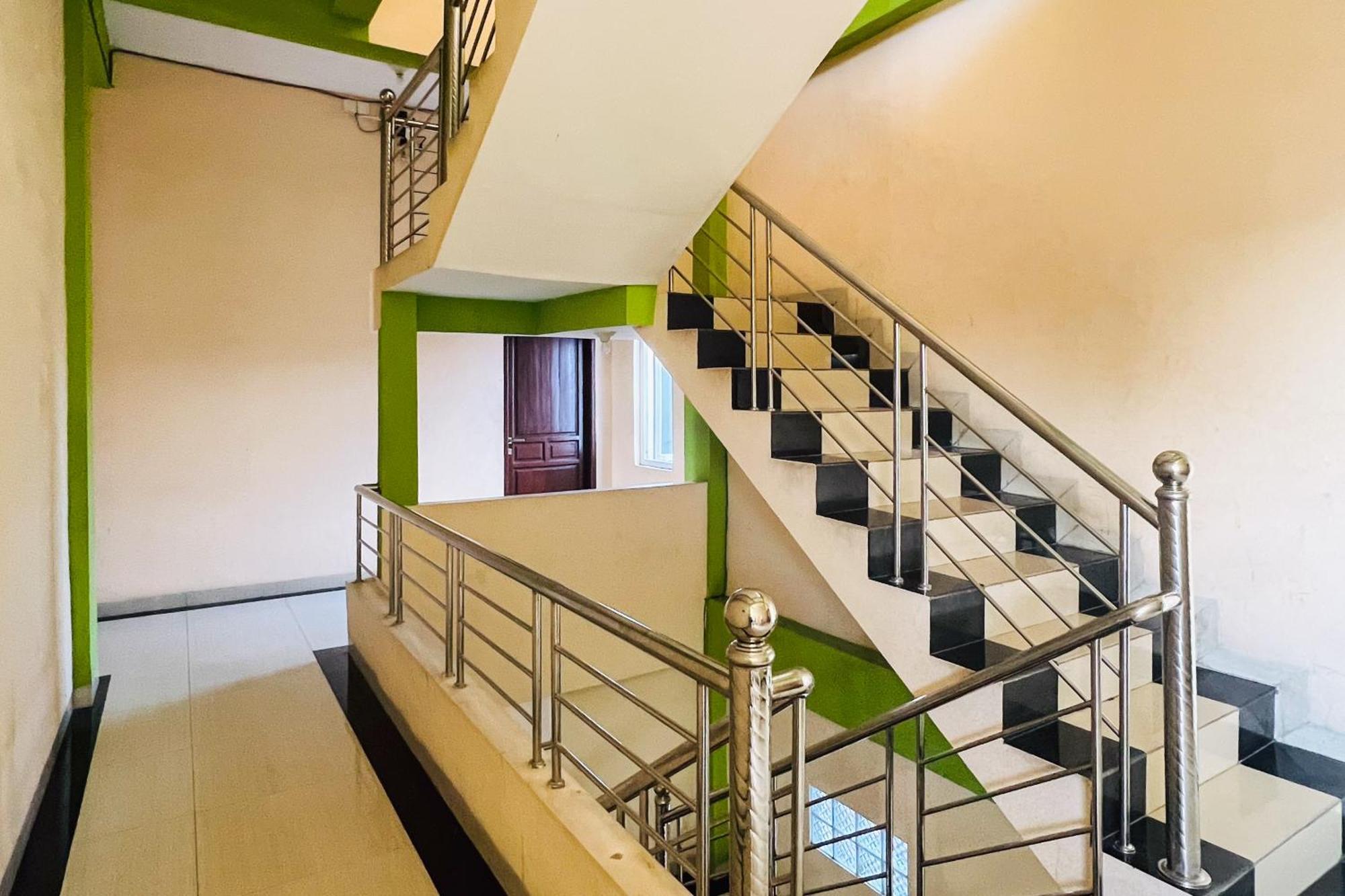 Teratai Residence Mitra Reddoorz Medan Eksteriør bilde